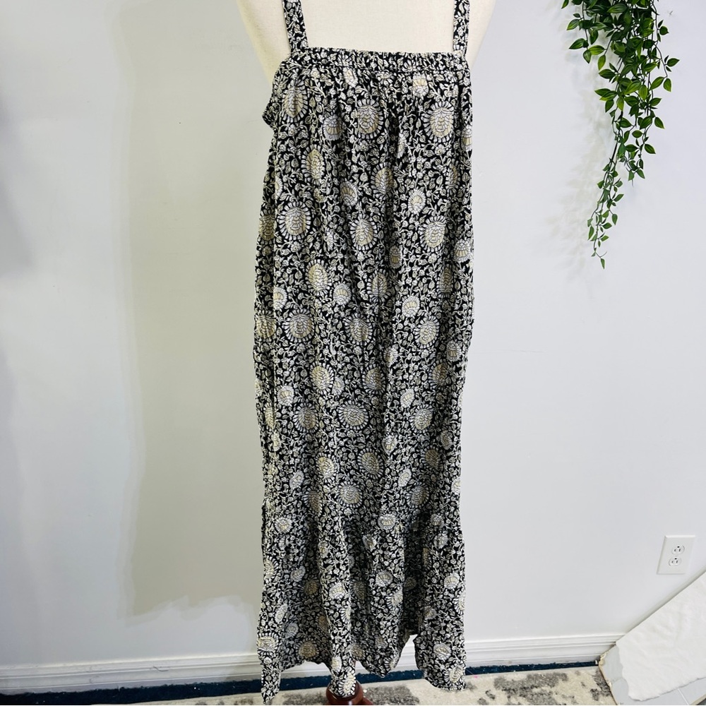 Old Navy Tie Back Strap Maxi Dress!